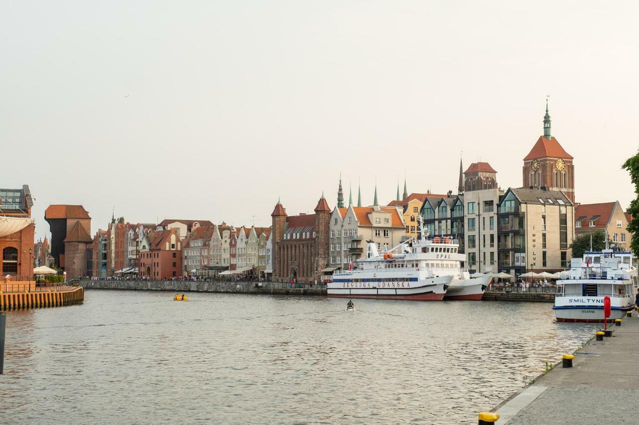 Moon River Apartments Gdansk Old Town Exterior photo